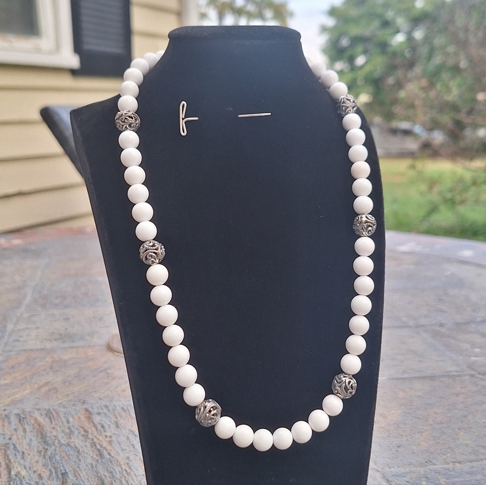 Final price drop-Carolyn Pollack Retired Relios 16"-18" White Agate Necklace - Picture 4 of 12